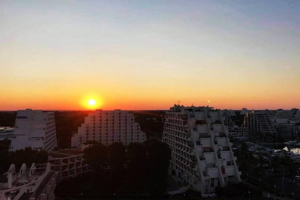 Vue Imprenable Sur Le Port, Proche Plages ! Apartment ลา กร็องเดอ-ม็อต ภายนอก รูปภาพ
